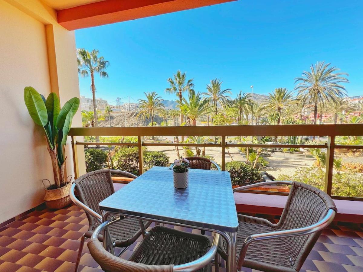 797 Holiday Rentals- Apartamento en Sunset Beach con vistas al jardin Benalmádena Buitenkant foto