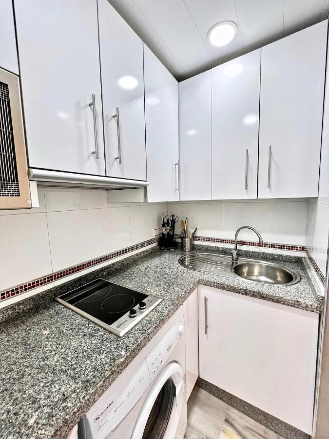 797 Holiday Rentals- Apartamento en Sunset Beach con vistas al jardin Benalmádena Buitenkant foto